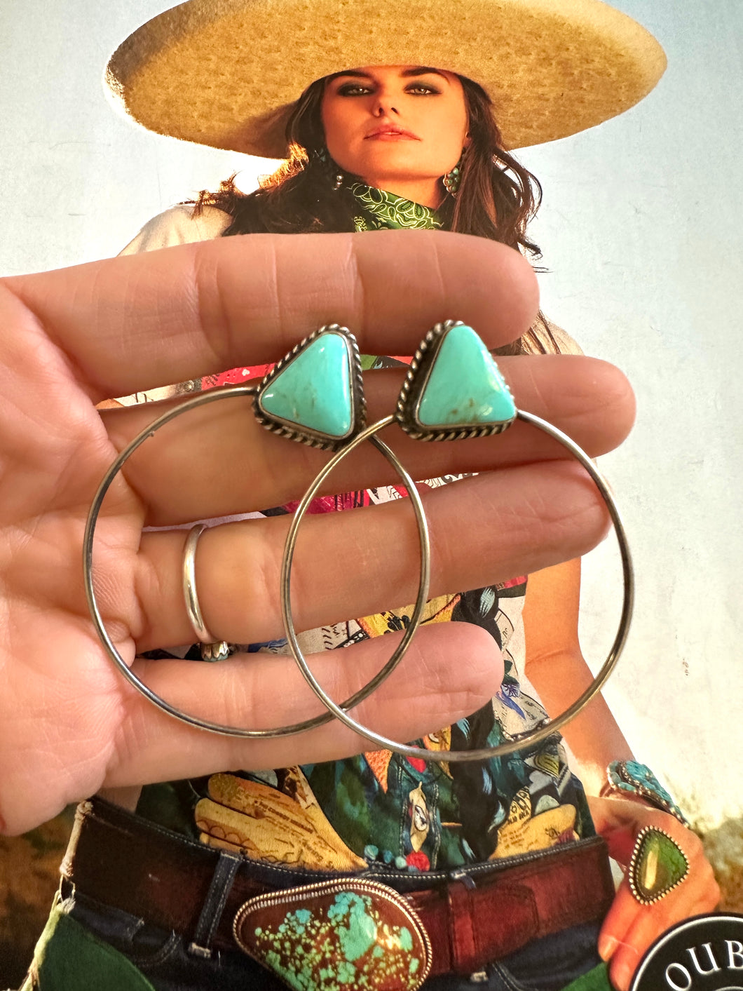 Triangle Hoops