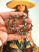 Load image into Gallery viewer, Statement Hoop Earrings
